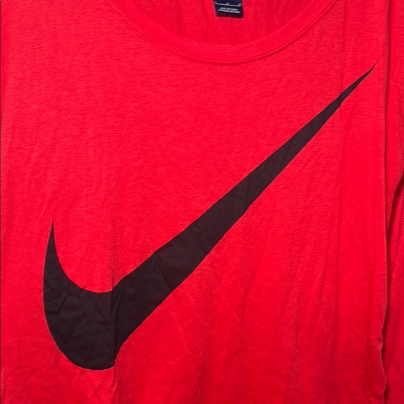 Nike Woman’s Long Sleeve Scoop Neck Round Hem Shirt Size Large - Picture 4 of 7